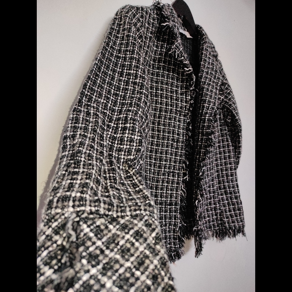 BLAZER (INTERNATIONAL) - Picture 7 of 10